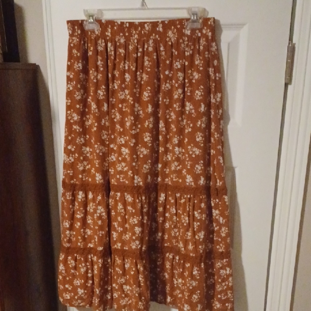 🌼 Chic Floral Maxi Skirt in Brown